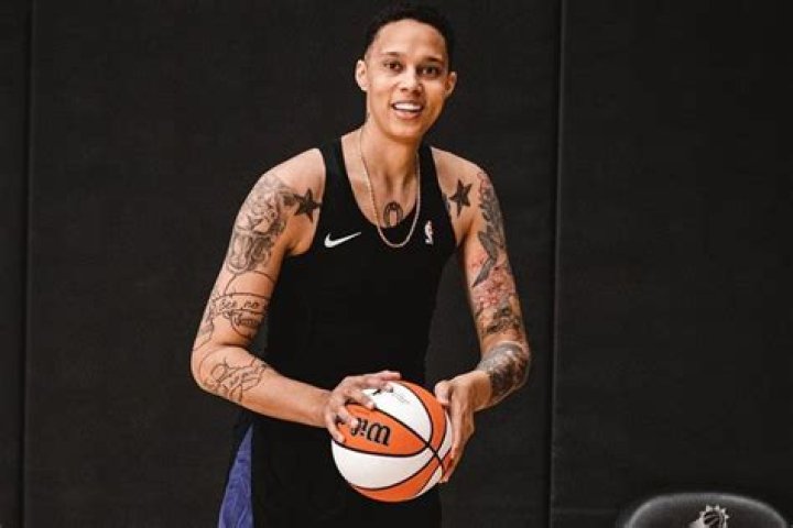 Britney Griner: Transitioning In The Spotlight