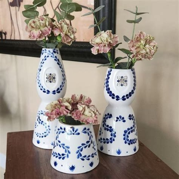 Clase Azul Bottle Vase
