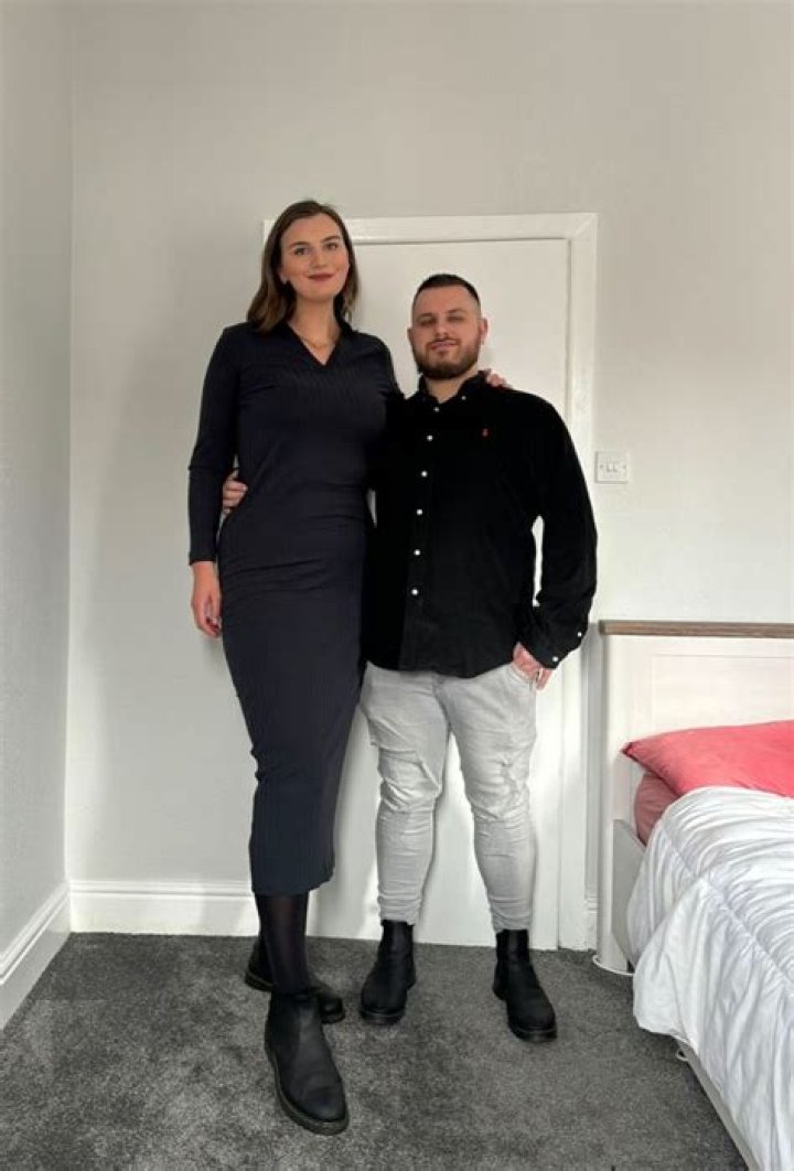 Get The Lowdown: Isabel May's Towering Height In Feet