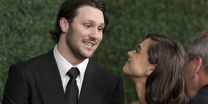 Luke Kleintank And His Family: Uncovering The Bond