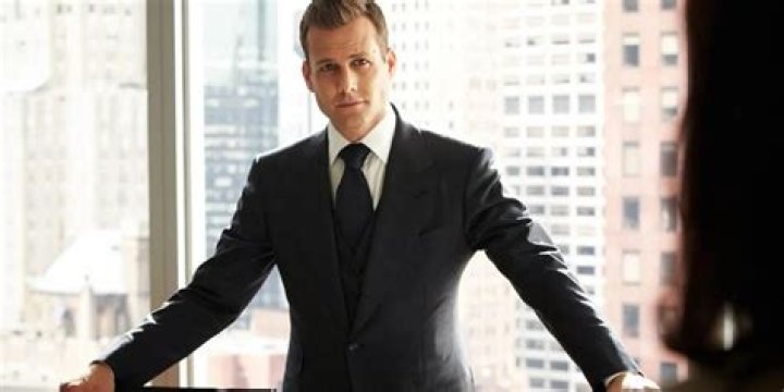 The Definitive Guide To Harvey Specter's Age In "Suits"