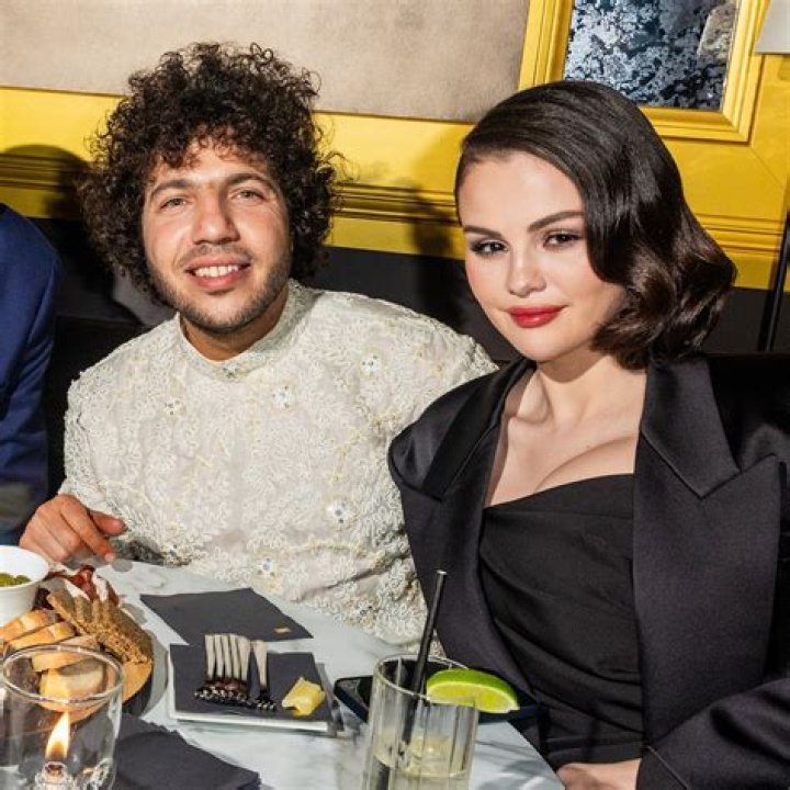 Unveiling Selena Gomez's Sexuality: Exploring Truth And Speculation