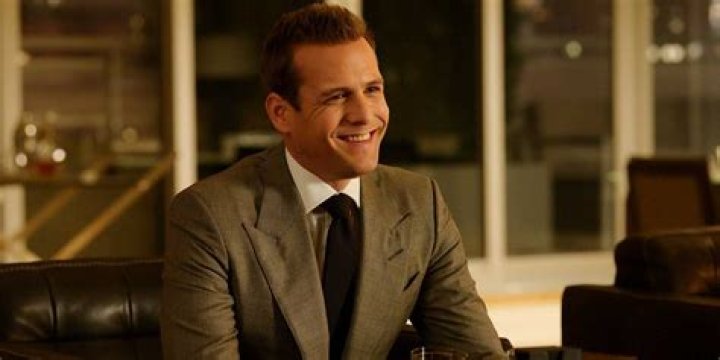 What Age Is Harvey Specter In Suits? - Find Out Now