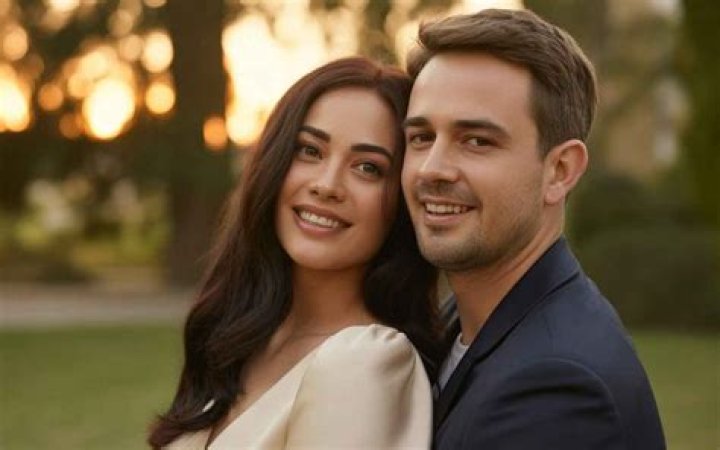 When And Who Did Emily Compagno Marry?