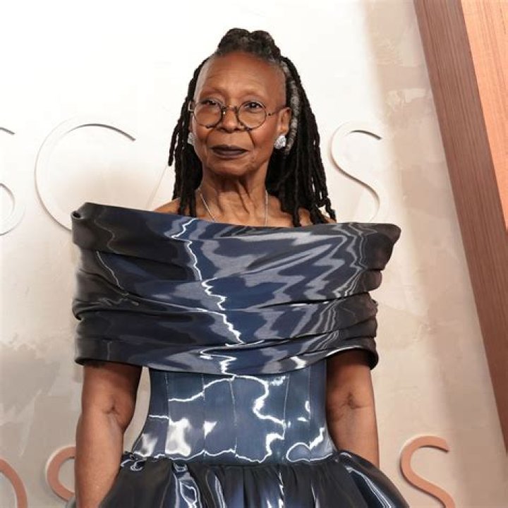 Whoopi Goldberg's Net Worth: Unveiling The Fortune Of An Entertainment Icon